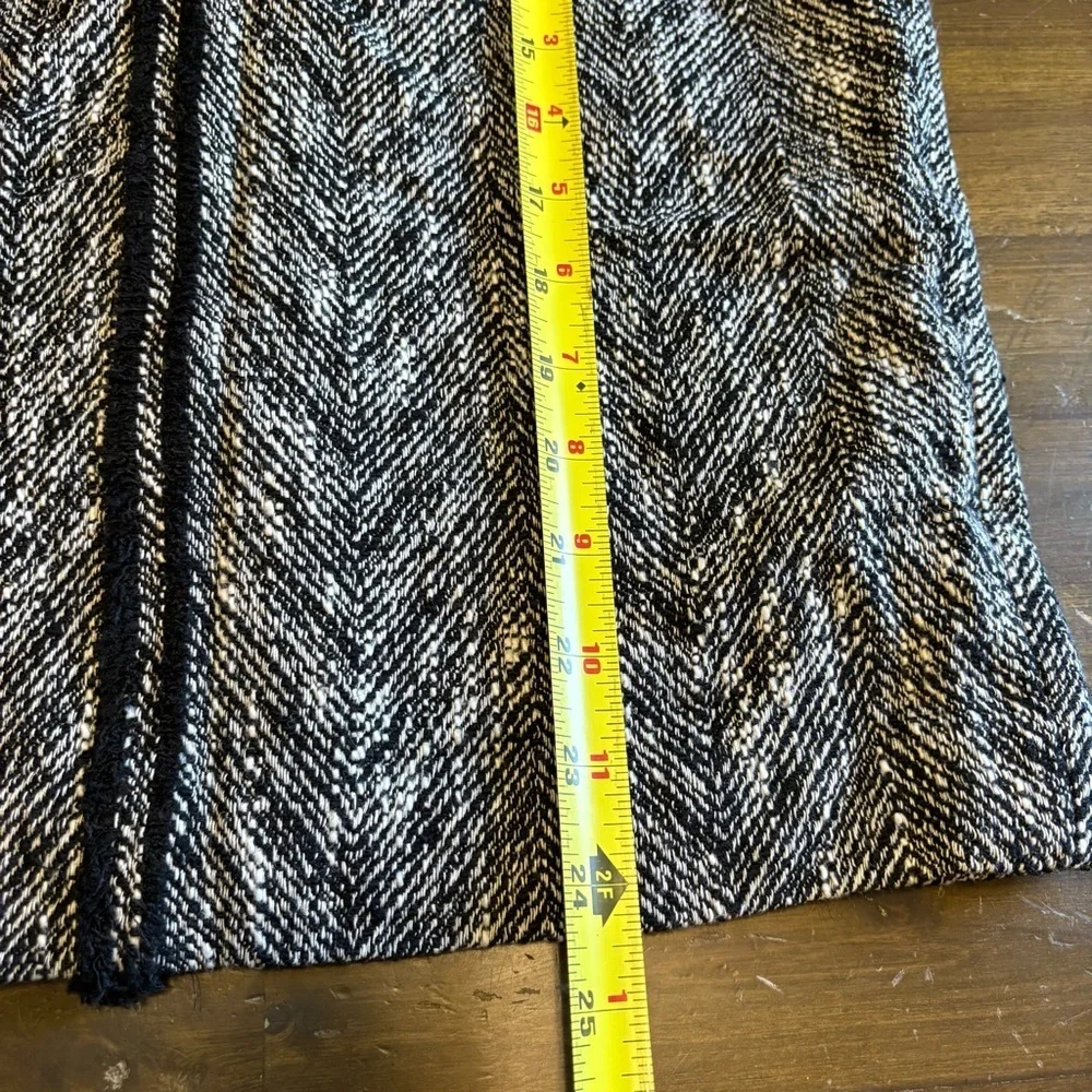 Zara Ausie Blogger Favorite Tweed Pencil Skirt Knee Textured Classy Old Money S